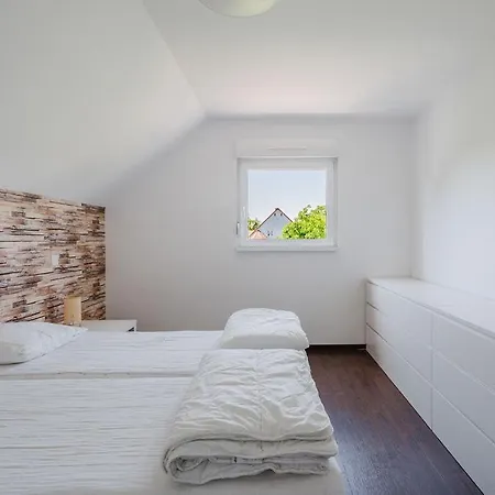 Les Maisons Solaires * Griesheim-près-Molsheim